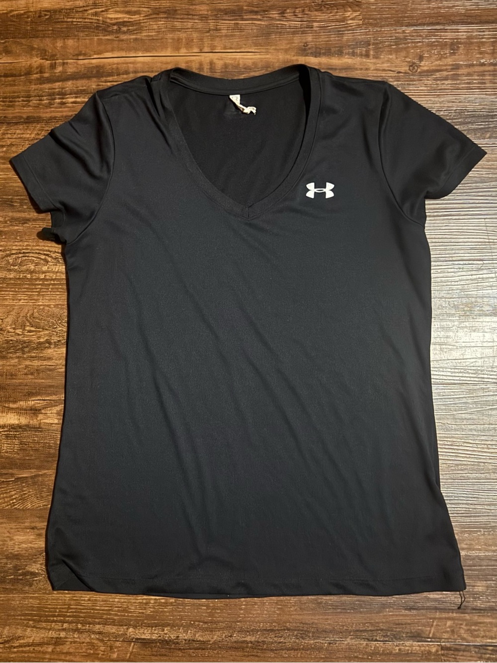 Under Armour Black Women's V-Neck Short Sleeve Athletic Tee